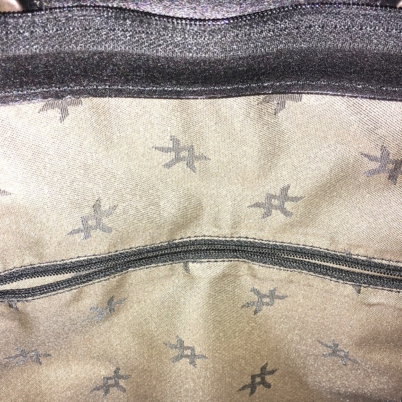 Kilim Leather Bag by Yun Art - Picture 8 of 9